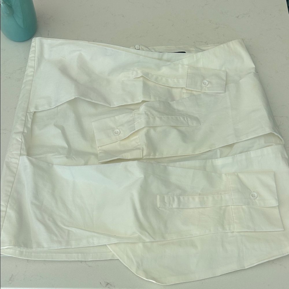 White Layered Skirt has stretch